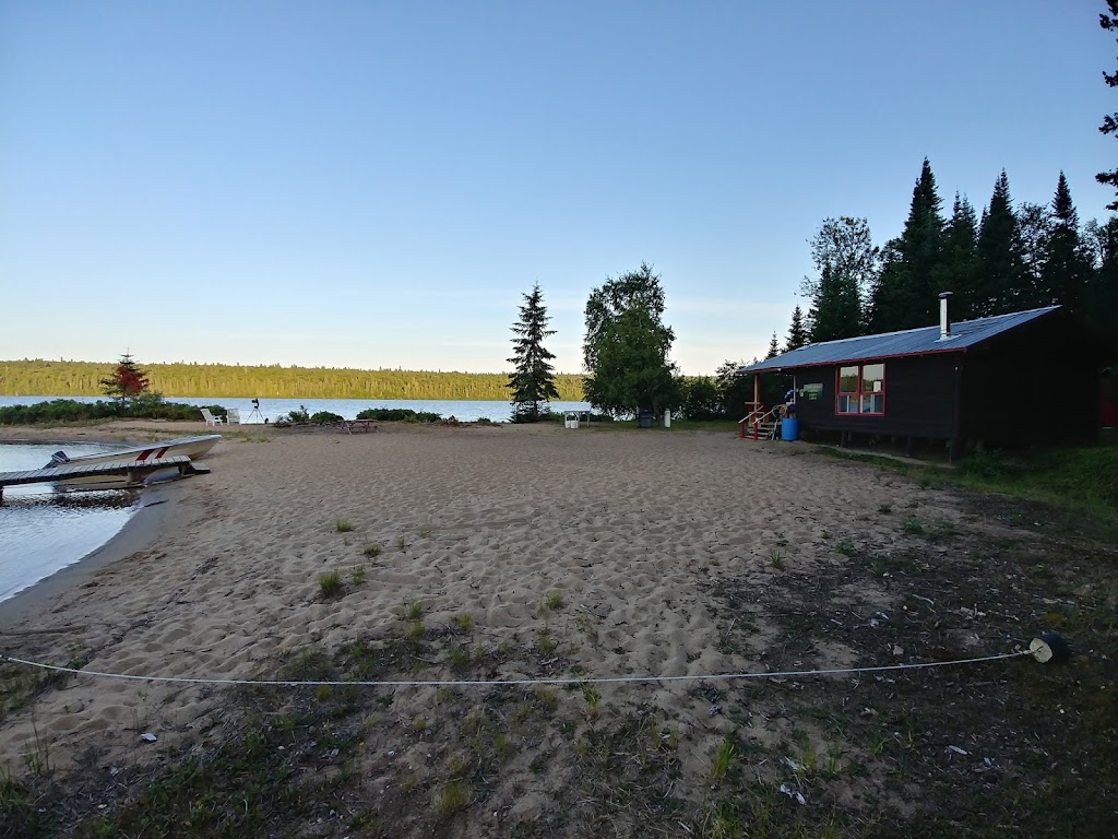 Kempt Inn Outfitter inc. | 771 2e Av, Grandes-Piles, QC G0X 1H0, Canada | Phone: (819) 538-0346