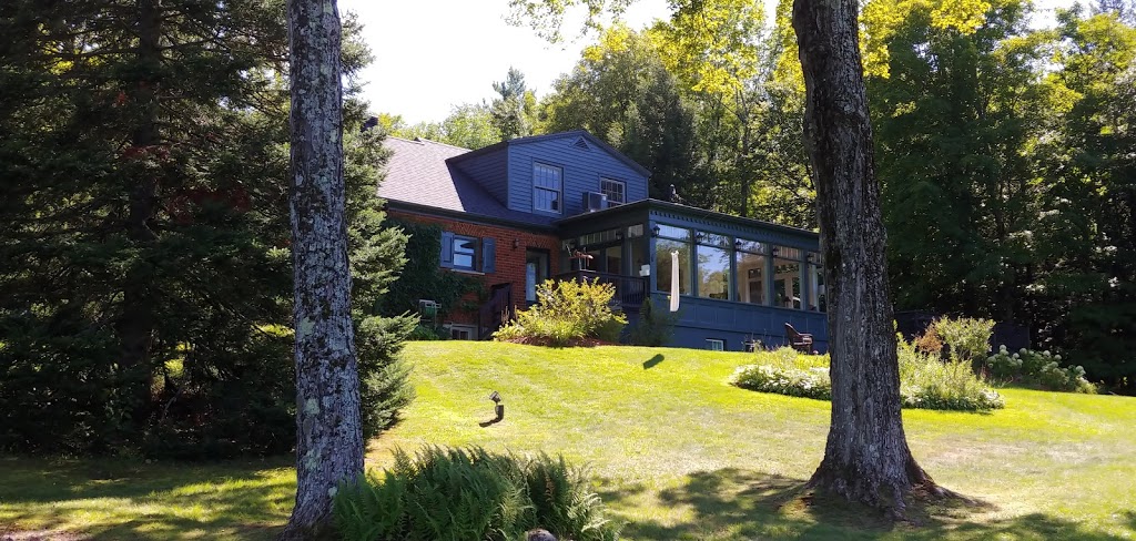 le châlet de Jeannot | 47 Chemin Spring Hill, Knowlton, QC J0E 1V0, Canada