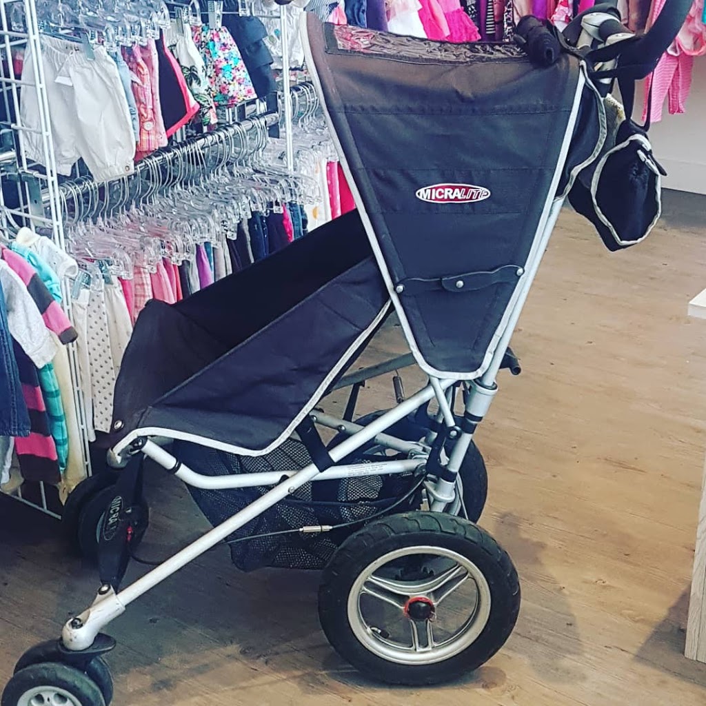 Little Ones Closet | 1854 Danforth Ave, Toronto, ON M4C 1J4, Canada | Phone: (647) 693-8677