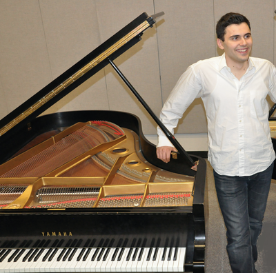 Nicholas Deek | Wedding & Events Pianist | 98 Four Seasons Dr, Nepean, ON K2E 7S1, Canada | Phone: (613) 400-2112