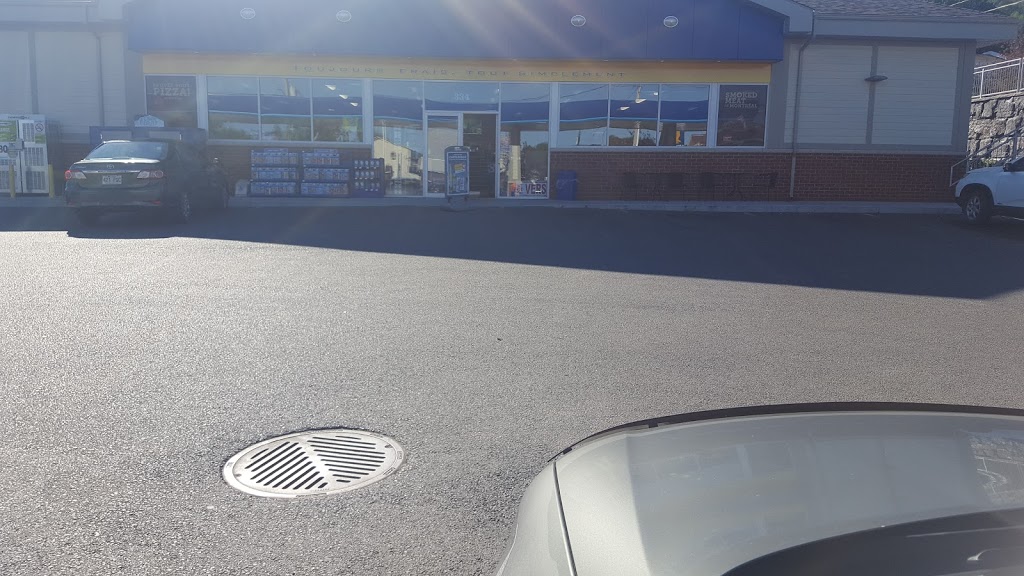 Ultramar | 334 Rue des Érables, Brownsburg, QC J8G 2Y2, Canada | Phone: (450) 533-6116
