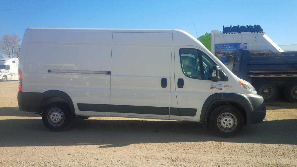 Calmont Leasing Ltd | 2091 Logan Ave, Winnipeg, MB R2R 0J1, Canada | Phone: (204) 988-1770