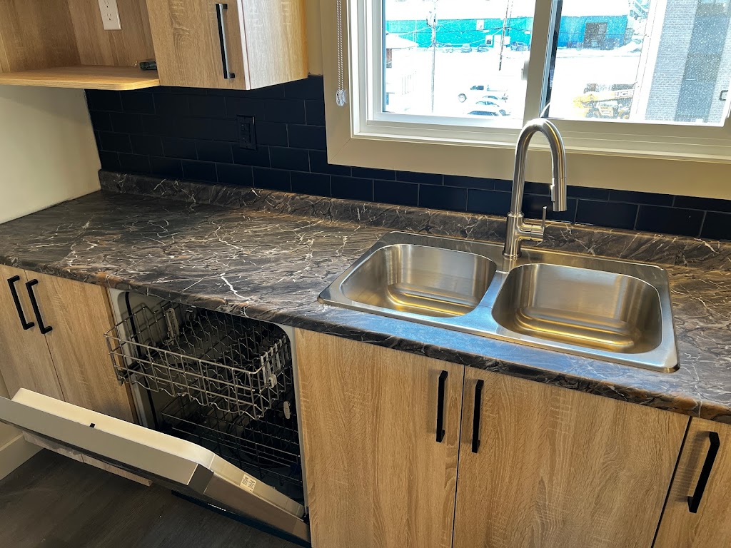 LittleForks.ca | 2865 Rue College Suite 201, Sherbrooke, QC J1M 1M2, Canada | Phone: (514) 829-8515