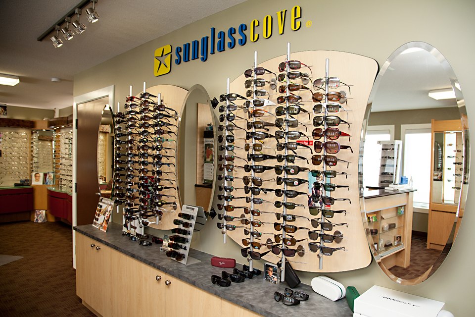 Doctors Vision Care Martensville | 12 2 St S, Martensville, SK S0K 2T0, Canada | Phone: (306) 651-3311