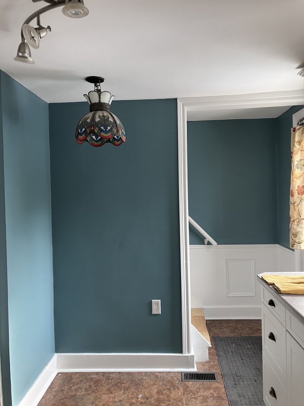 Hometown Paint Co | 135 Henry Ln, Palmerston, ON N0G 2P0, Canada | Phone: (519) 292-6260
