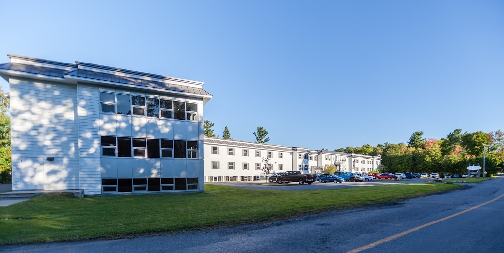 Centre dhébergement et de soins de longue durée Heather | 3931 Lakeshore Dr, Rawdon, QC J0K 1S0, Canada | Phone: (450) 834-3070