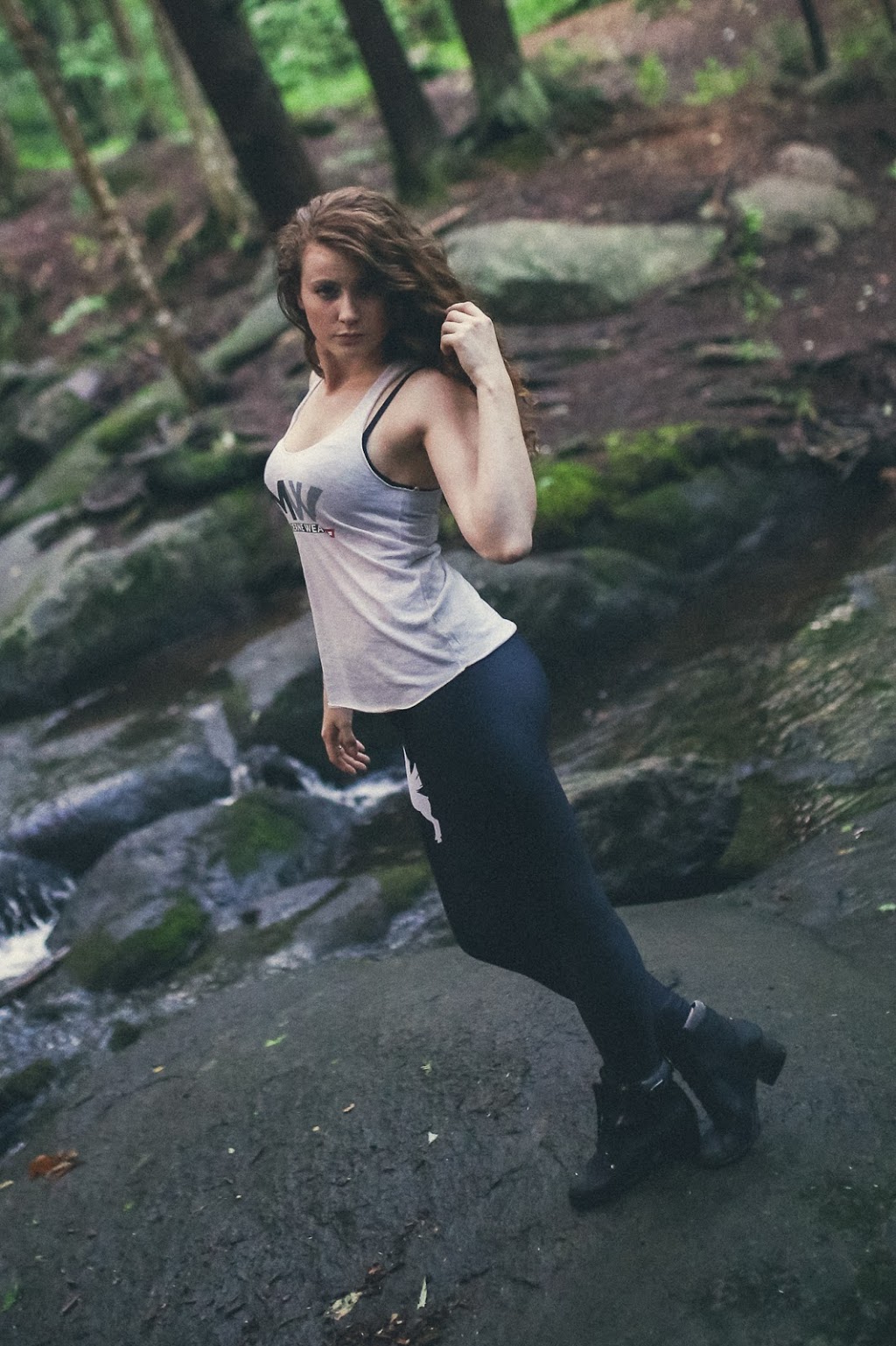 Moderne Wear | 993 Rue Caron, Granby, QC J2J 0E2, Canada | Phone: (450) 775-8490