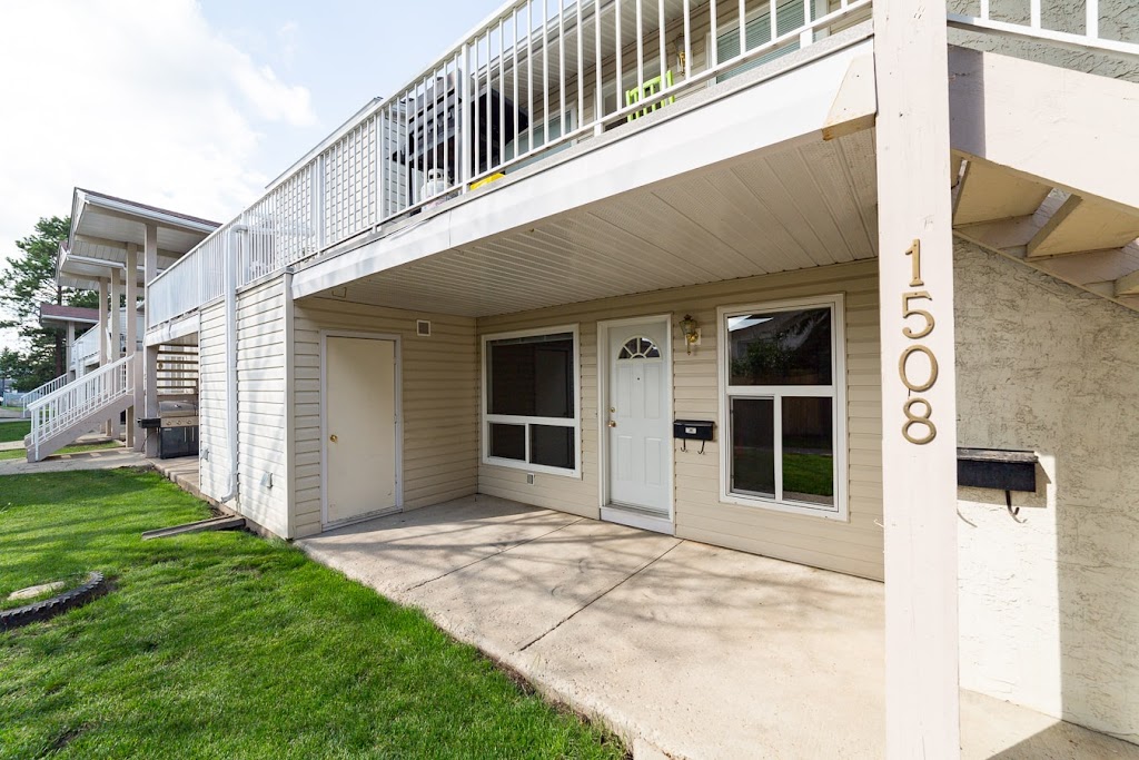 Tamarack East & West | 3741 16a Ave NW, Edmonton, AB T6L 3M1, Canada | Phone: (780) 414-6711