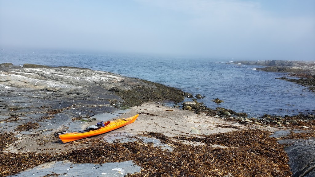 Devils Island Lighthouse | Devils Island, NS B3G, Canada | Phone: (902) 637-2185