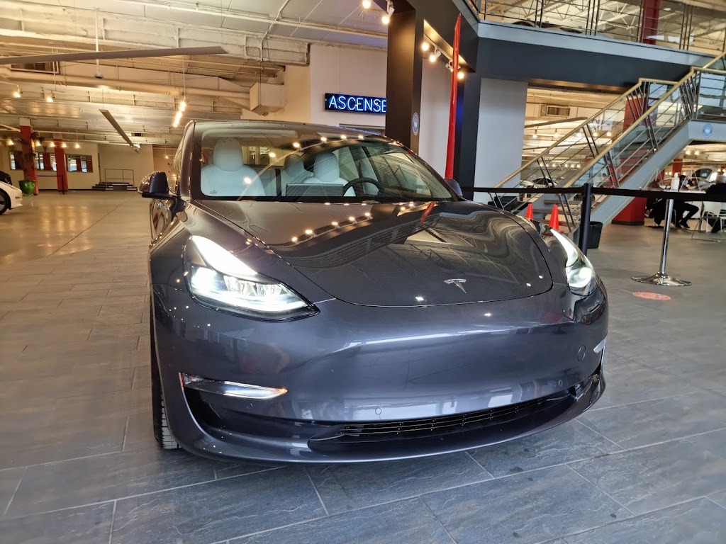 Tesla | 3755 A. des Laurentides, Laval, QC H7L 3H7, Canada | Phone: (450) 634-1794