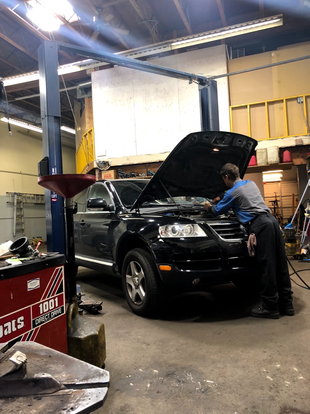 White Rock Automotive Services | 15515 24 Ave #72, Surrey, BC V4A 2J4, Canada | Phone: (604) 535-6600