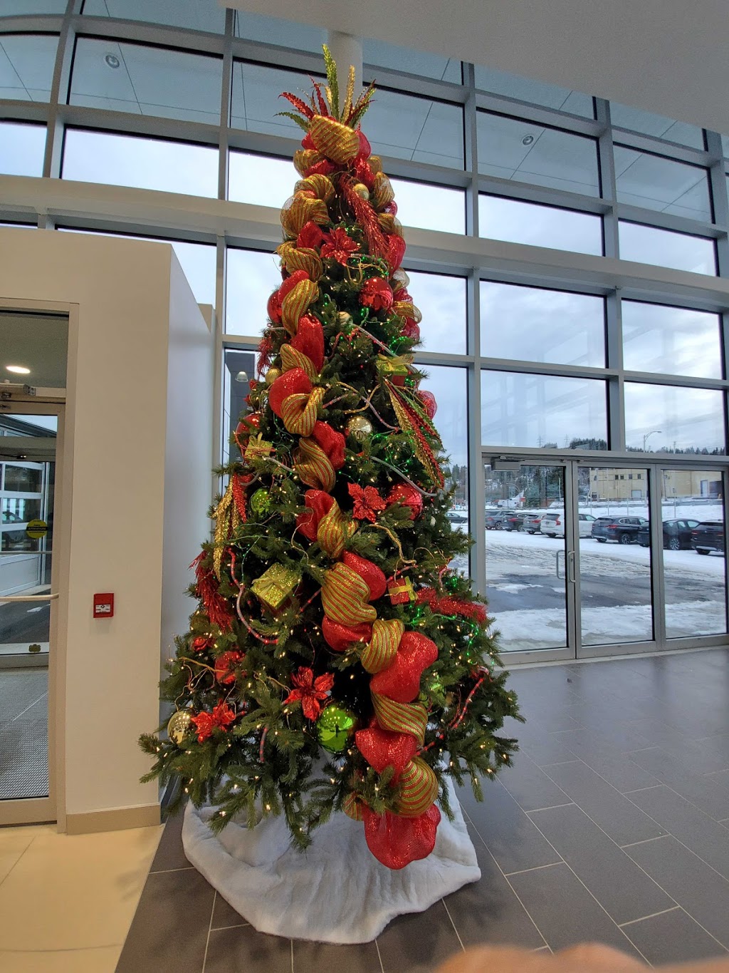 BMW Ste-Agathe | 500 Chemin de la Rivière, Sainte-Agathe-des-Monts, QC J8C 1W3, Canada | Phone: (819) 326-6464