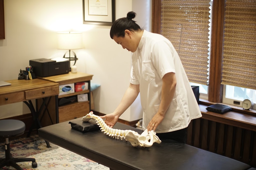 Bryan Lok Osteopathy | 2 Lyall Ave, Toronto, ON M4E 1V8, Canada | Phone: (647) 794-1613