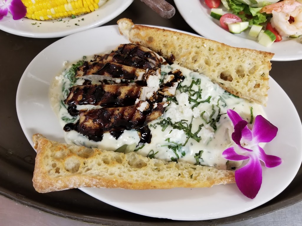 Black Bear Tavern | 151 Main St, Colebrook, NH 03576, USA | Phone: (603) 237-5521