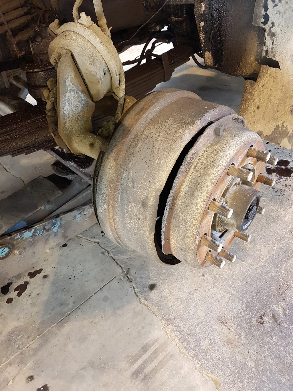 Bogar Truck Parts & Service Inc. | 2105 Huron Church Rd, Windsor, ON N9C 2L6, Canada | Phone: (519) 972-8666