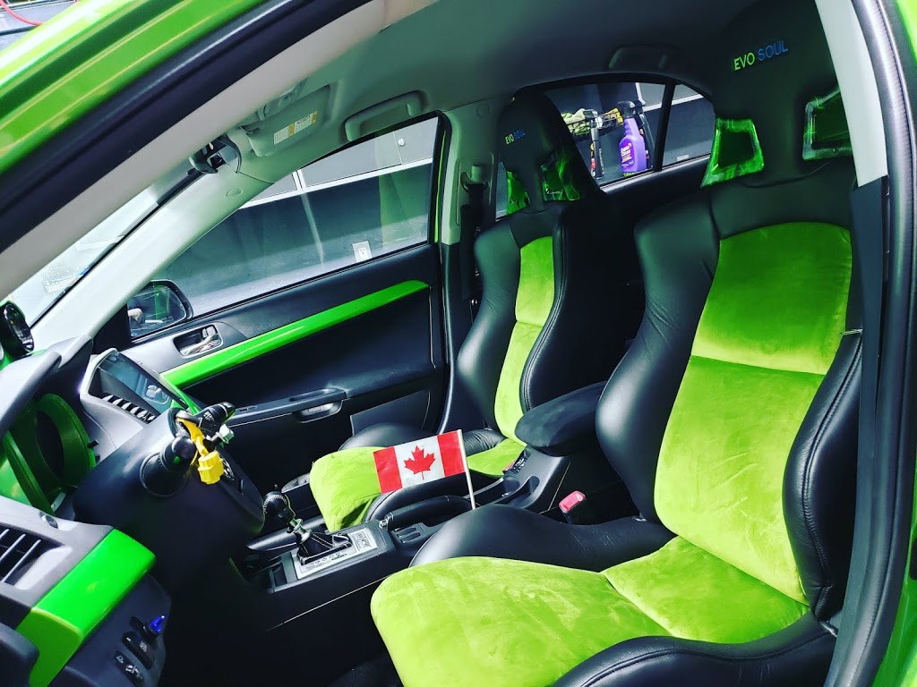 Rons Custom Upholstery | 21-1500 Regent Ave W, Winnipeg, MB R2C 3A8, Canada | Phone: (204) 663-8734