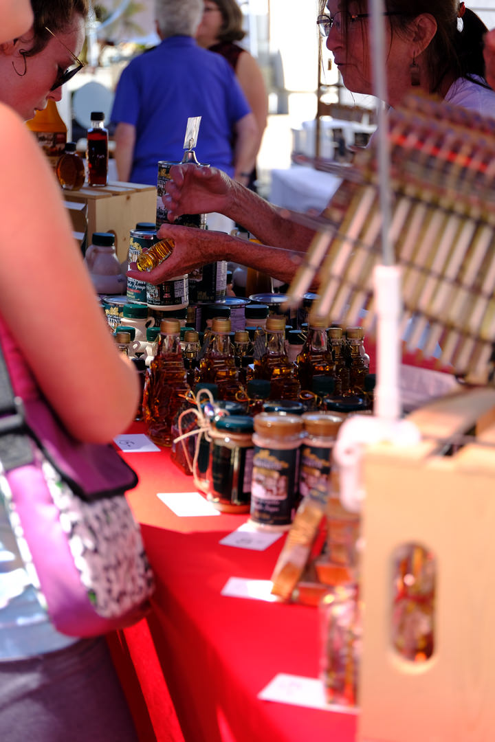 Midisland Public market | Memorial Ave at, Veterans Way, Qualicum Beach, BC V9K 1K7, Canada | Phone: (250) 937-8822