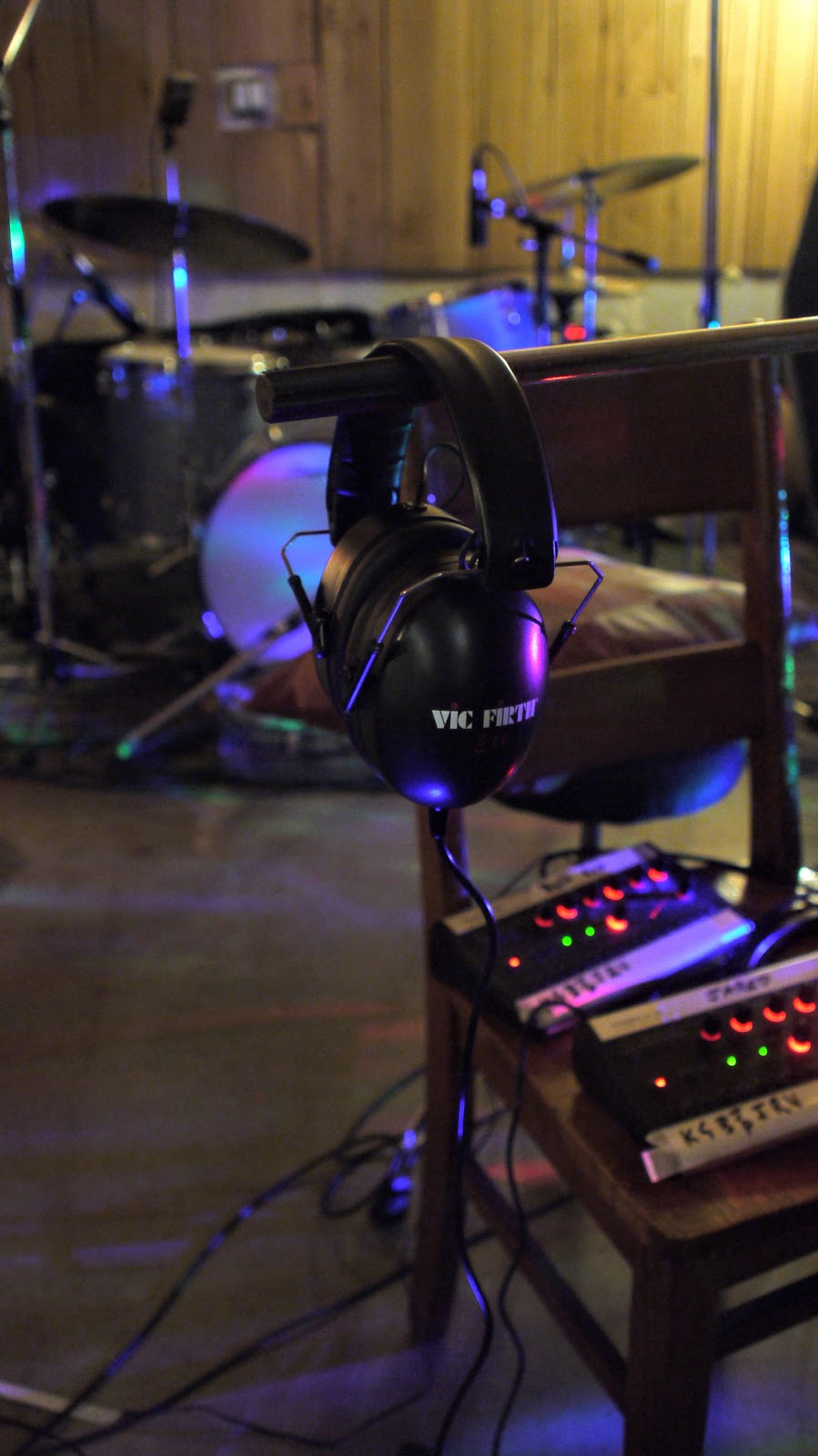 The Noise Floor Recording Studio | 736 Browns Way, Gabriola, BC V0R 1X3, Canada | Phone: (250) 325-9012