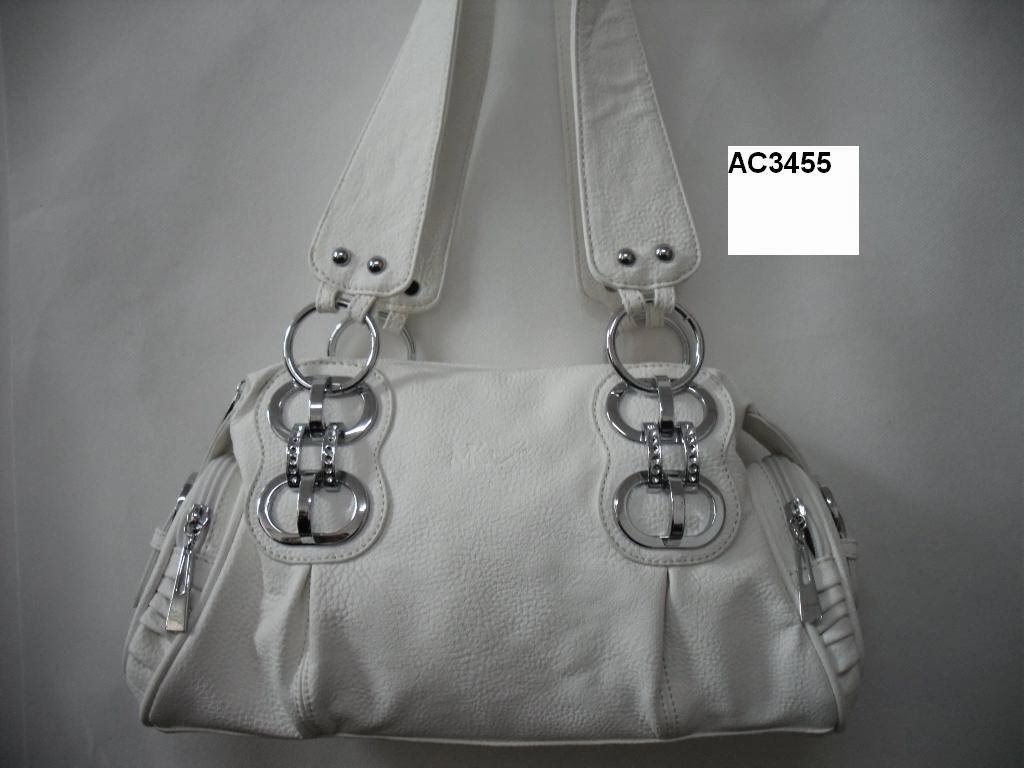 MK Fashion | 576 Gordon Baker Rd, North York, ON M2H 3B4, Canada | Phone: (416) 493-1388