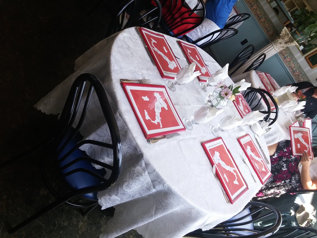 Lucys Cafe & Catering | 90 Nickel St, Port Colborne, ON L3K 1B4, Canada | Phone: (905) 834-7811