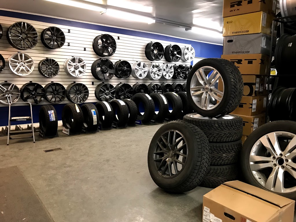 Tire Guys Of Collingwood | 9477 Beachwood Rd, Collingwood, ON L9Y 3Z1, Canada | Phone: (705) 446-2555