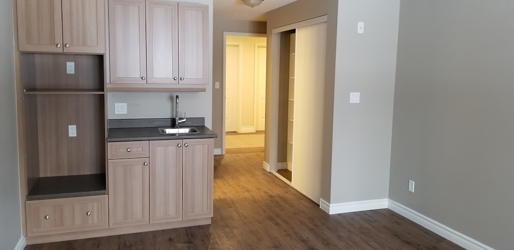Rockland Manoir | 9040 County Rd 17, Clarence-Rockland, ON K4K 1V5 County Rd 17, Rockland, ON K4K 1V5, Canada | Phone: (613) 627-4854