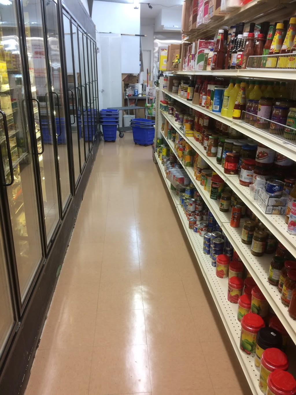 Rnz grocery &meat | 4940 Joyce St, Vancouver, BC V5R 4G6, Canada | Phone: (778) 379-7869