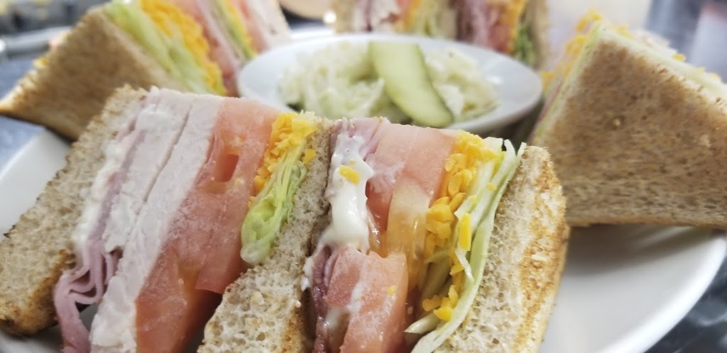 Wimpys Diner | 68 Wellington St, Port Hope, ON L1A 4H7, Canada | Phone: (905) 885-0056