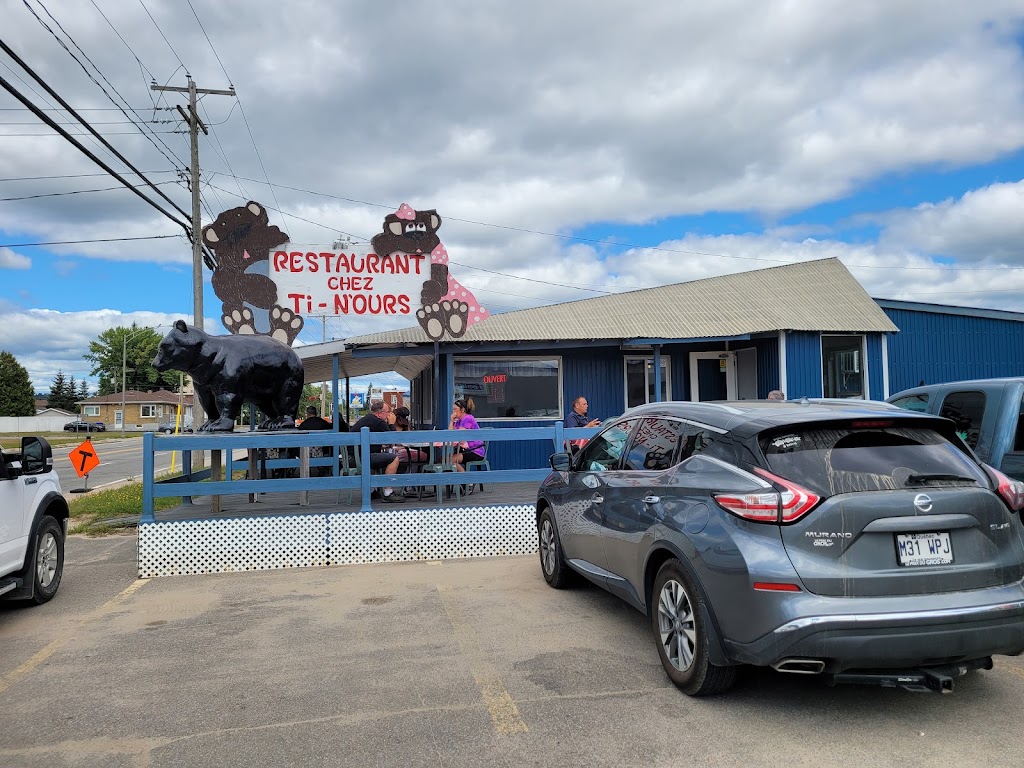 Restaurant Chez Ti-NOurs | 980 Bd Ducharme, La Tuque, QC G9X 3C4, Canada | Phone: (819) 676-3151
