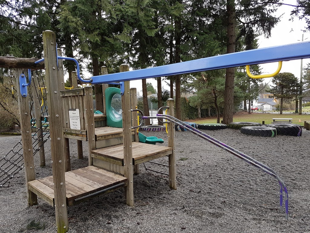 Connaught Heights Elementary School | 2201 London St, New Westminster, BC V3M 3G1, Canada | Phone: (604) 517-6010