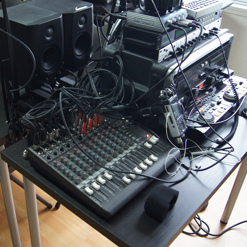 DJL Music Production | 9590 Boul Henri-Bourassa E # 6, Montréal, QC H1E 1P8, Canada | Phone: (514) 247-7327