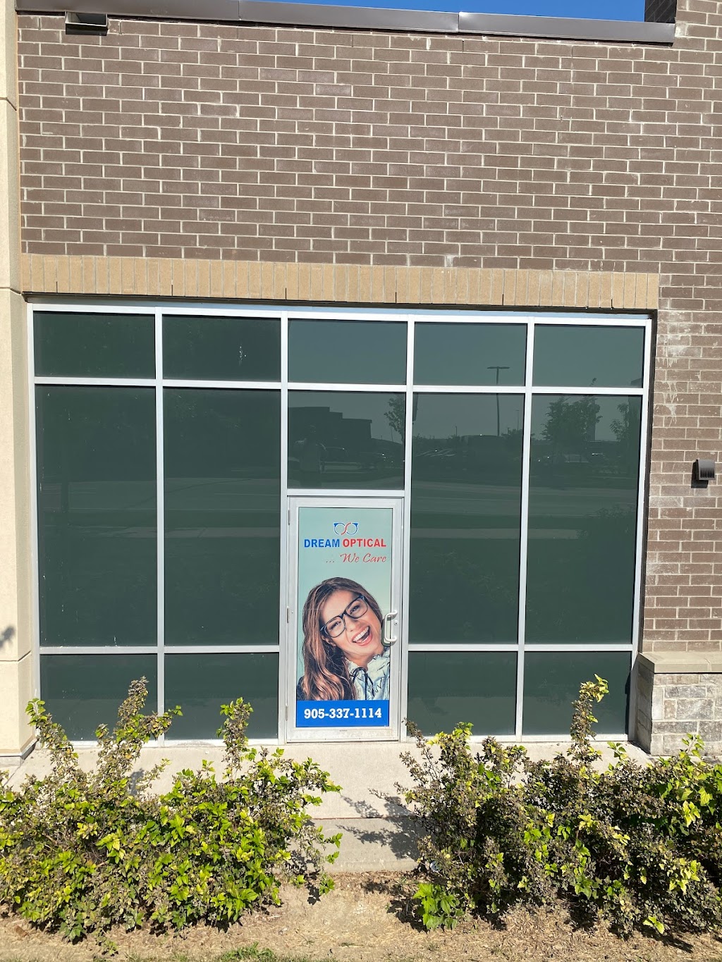Dream Optical - Optometrist, Optician & Optical Store Oakville | 1903 Ironoak Wy Unit# 9, Oakville, ON L6H 0N1, Canada | Phone: (905) 337-1114
