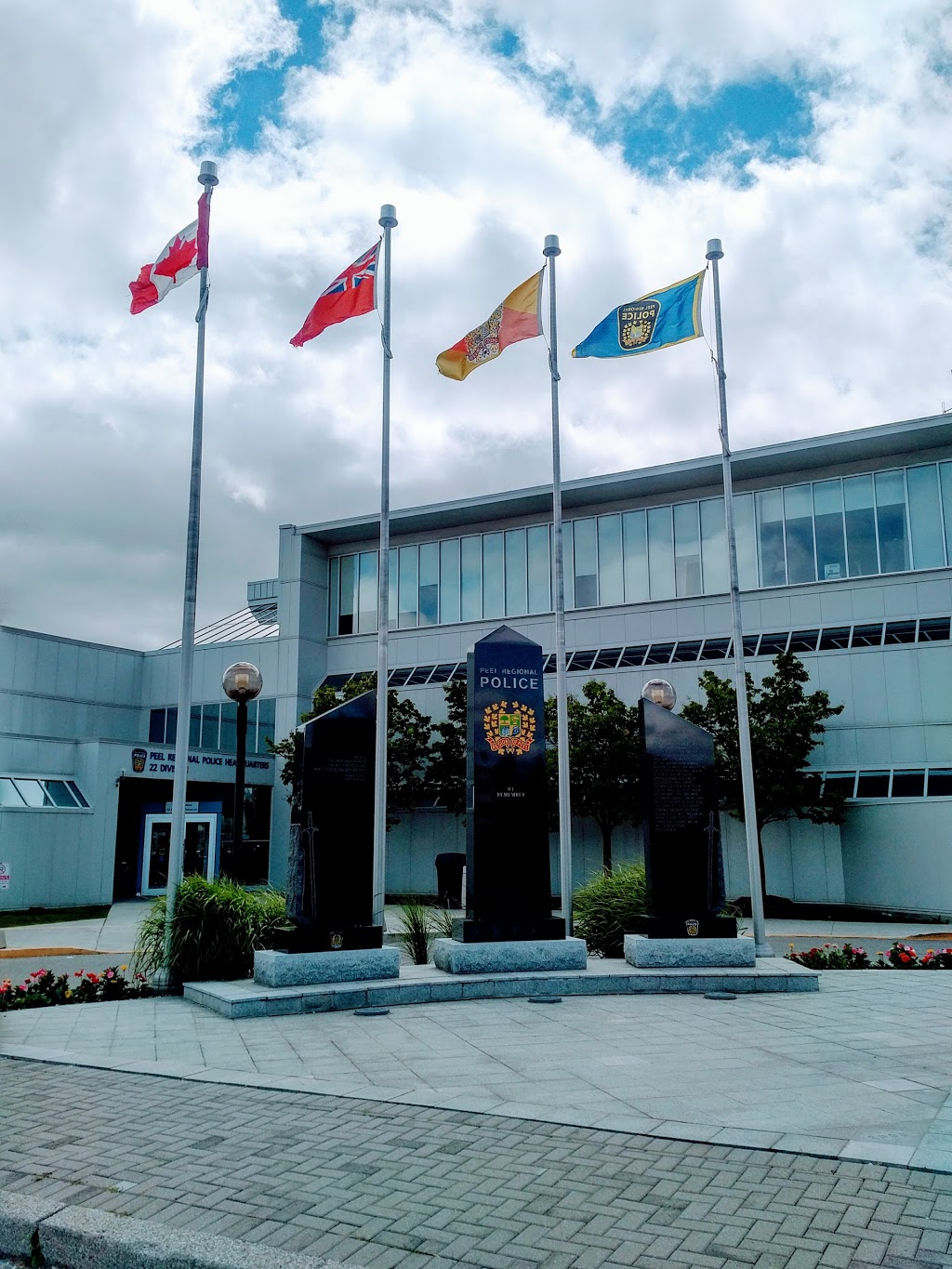 Peel Regional Police Headquarters | police | 7150 Mississauga Rd, Mississauga, ON L5N 8M5, Canada | 90545333114050 OR +1 905-453-3311 ext. 4050