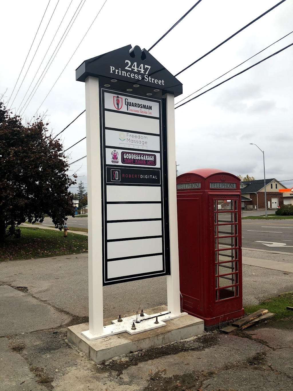 Goddess Garage Tarot Parlor | 2447 Princess St Suite 1, Kingston, ON K7M 3G1, Canada | Phone: (613) 305-2249