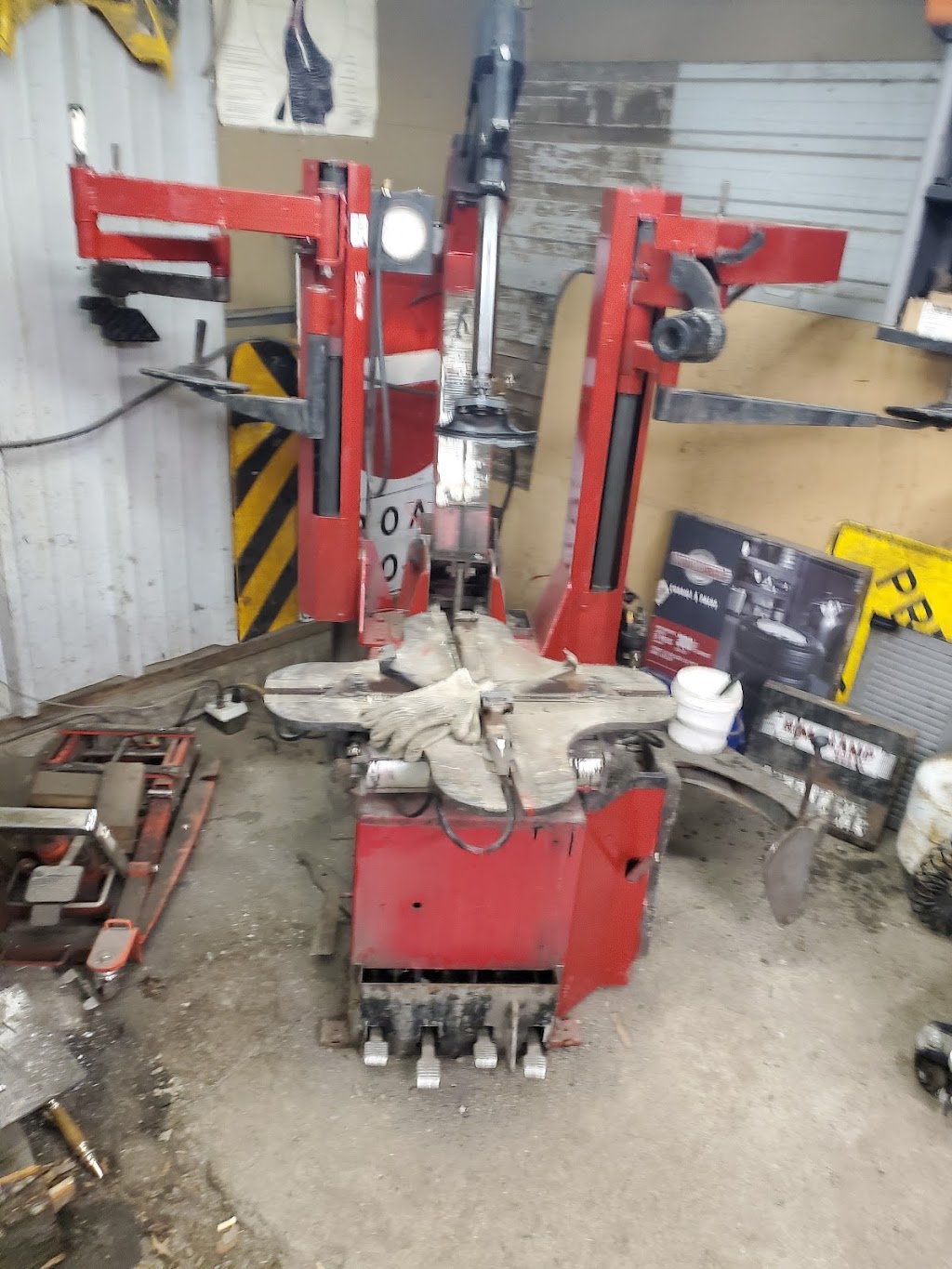 Tys Tires | 29657 Zone 4 Rd, Thamesville, ON N0P 2K0, Canada | Phone: (519) 350-5084