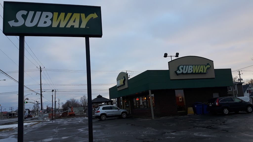Subway | 1090 Boulevard Monseigneur-Langlois, Salaberry-de-Valleyfield, QC J6S 1C4, Canada | Phone: (450) 373-1800