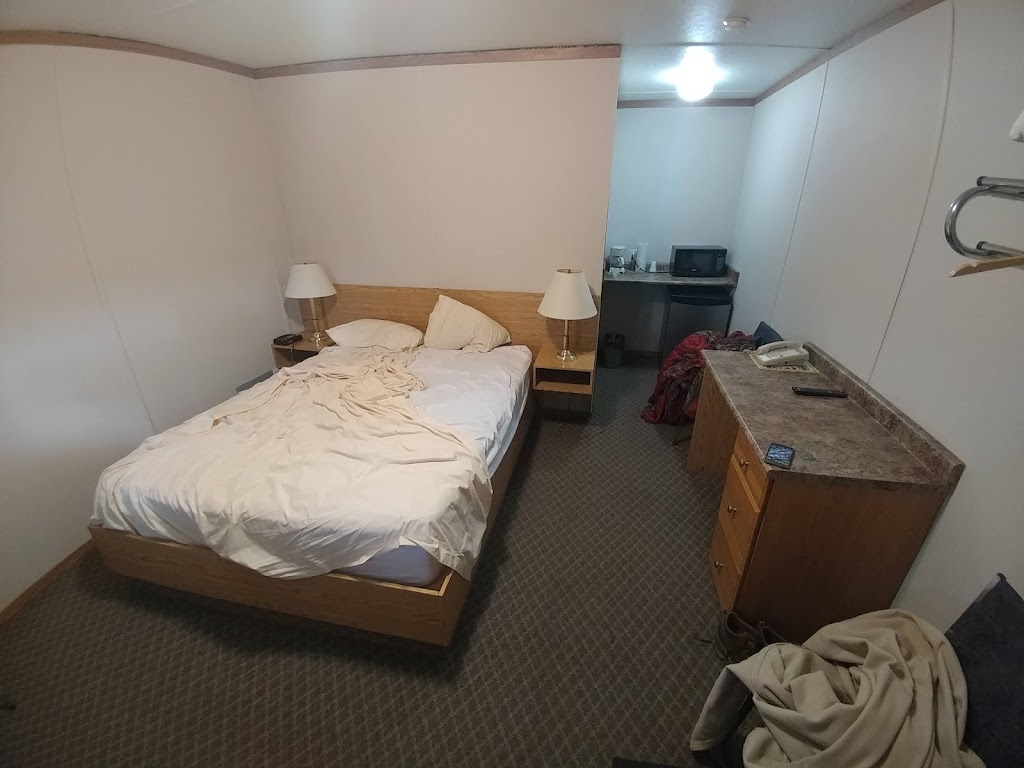 Sundown Motel | 402 1 Ave #2, Watrous, SK S0K 4T0, Canada | Phone: (306) 946-3347