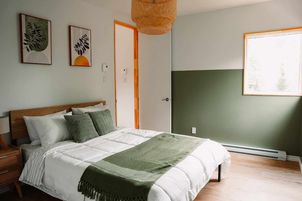 La Péninsule | 301 Rue Marie, Saint-Côme, QC J0K 2B0, Canada | Phone: (514) 250-9986