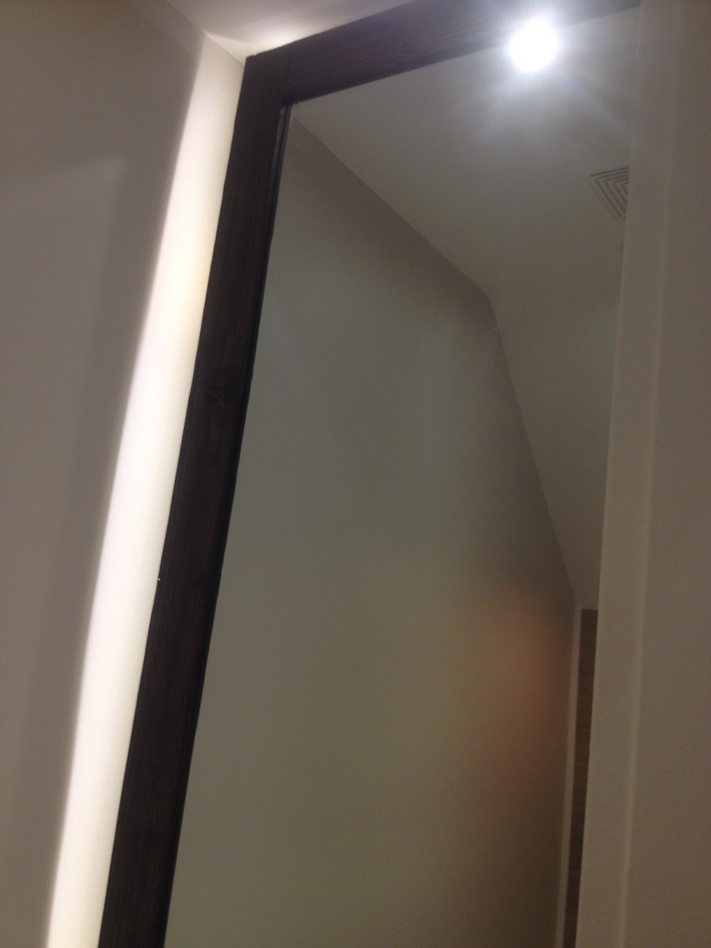 MMD Electric | 1470 Duncan Rd, Oakville, ON L6J 2R3, Canada | Phone: (416) 729-6022