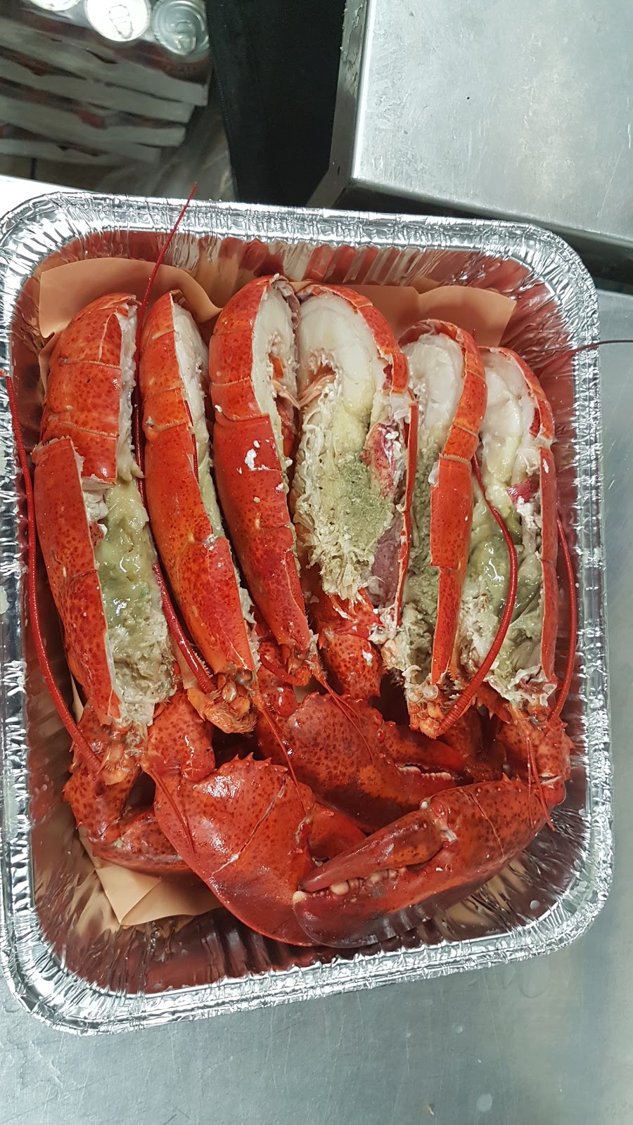 Pisces Gourmet Seafood Specialty Shop | 1097 Yonge St, Toronto, ON M4W 2L7, Canada | Phone: (416) 921-8888