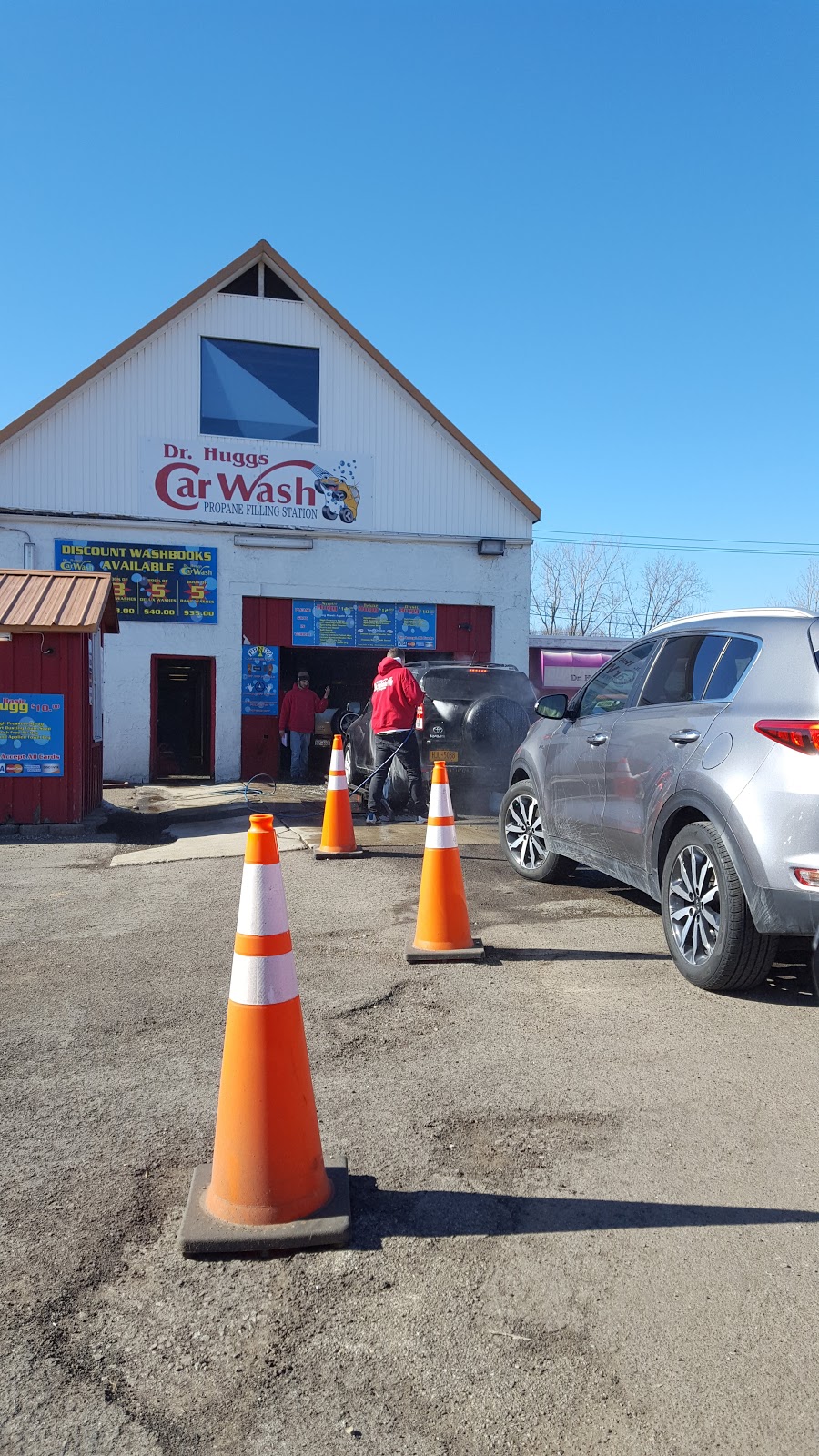 Dr Huggs Car Wash | 627 Erie Ave, North Tonawanda, NY 14120, USA | Phone: (716) 692-5805