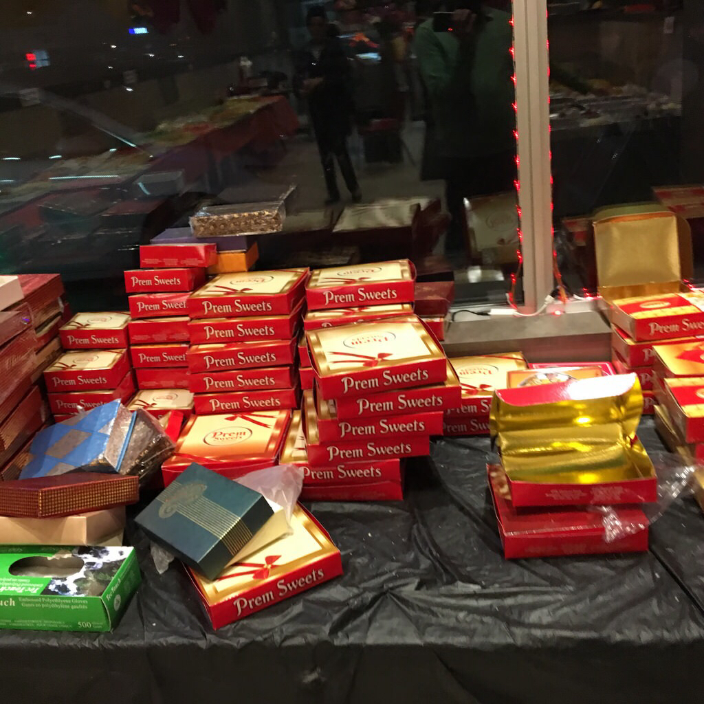 Johal Sweets & Restaurant | 3918 Cottrelle Blvd, Brampton, ON L6P 2R1, Canada | Phone: (905) 794-9091