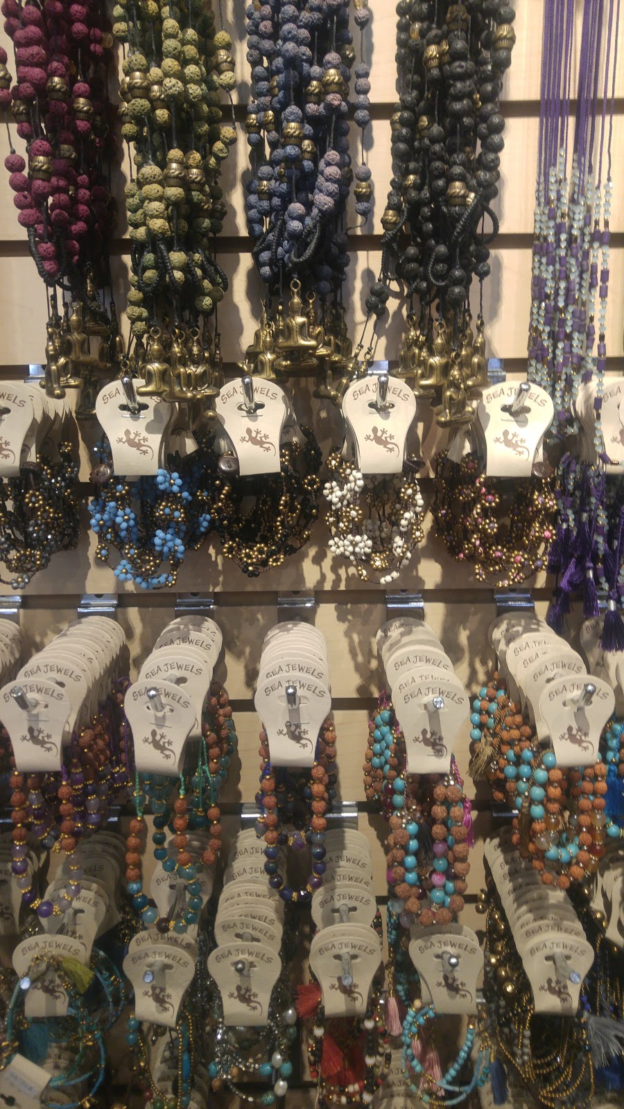 Sea Jewels | 15 Bayfield Main St S, Bayfield, ON N0M 1G0, Canada | Phone: (519) 565-5778