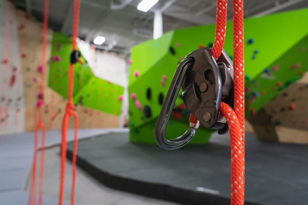 Aspire Climbing Whitby | 1400 Victoria St E Unit 4, Whitby, ON L1N 0M2, Canada | Phone: (905) 430-9813