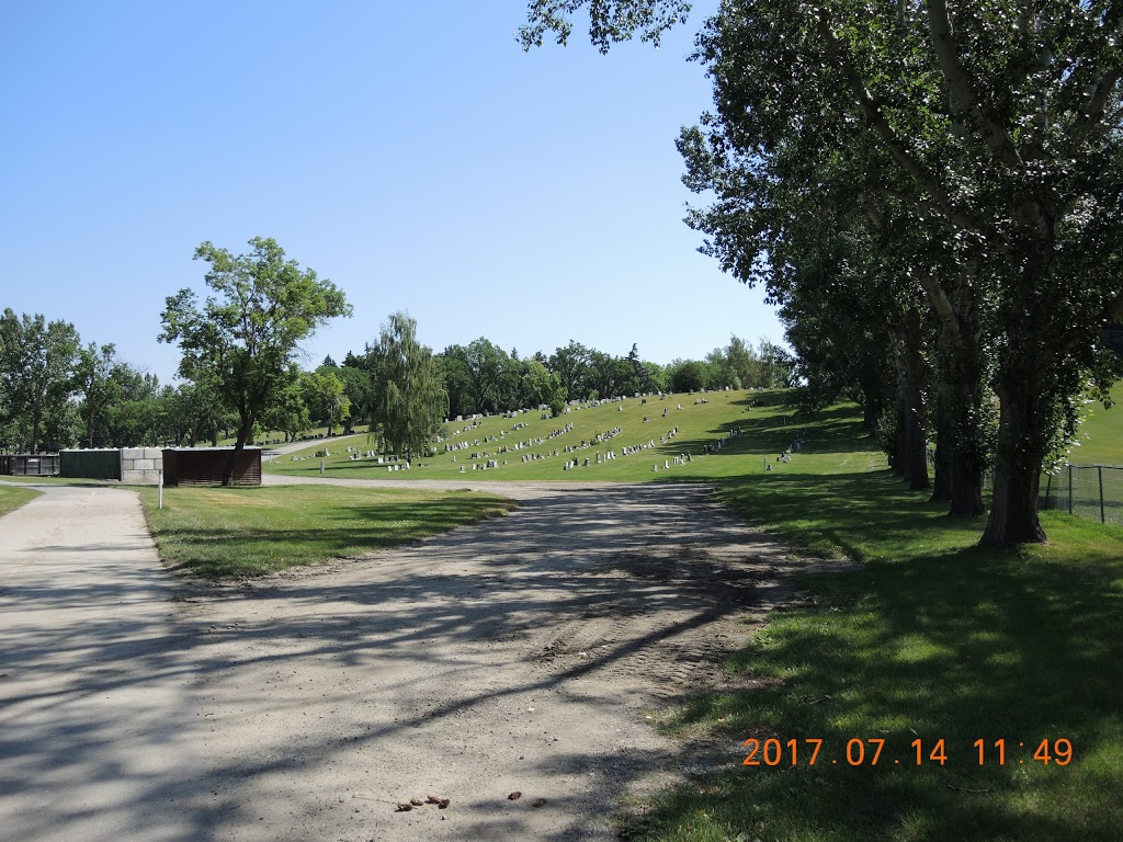 Queens Park Cemetery | 3219 4 St NW, Calgary, AB T2M 3A6, Canada | Phone: (403) 221-3660