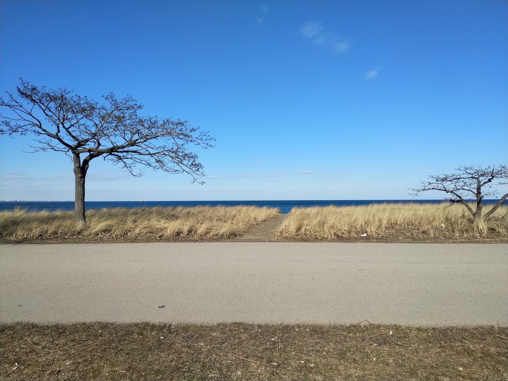 Confederation Park Hamilton | 585 Van Wagners Beach Rd, Hamilton, ON L8E 3L8, Canada | Phone: (905) 547-6141