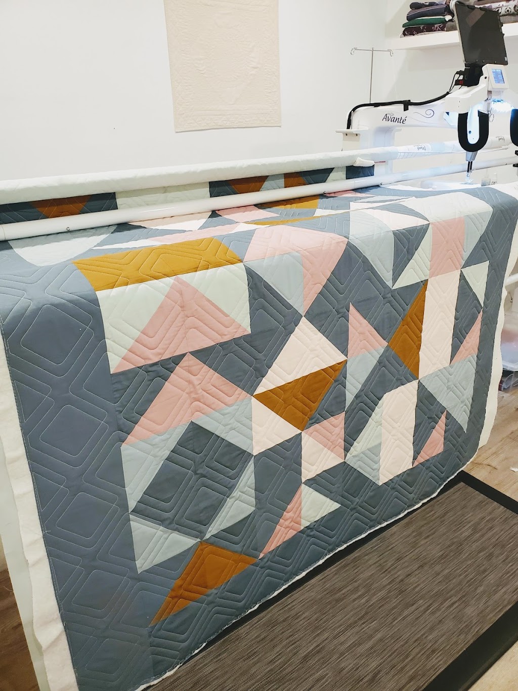ModMooi Longarm Quilting | 916 Proctor Wynd NW, Edmonton, AB T5T 6N7, Canada | Phone: (587) 598-3254