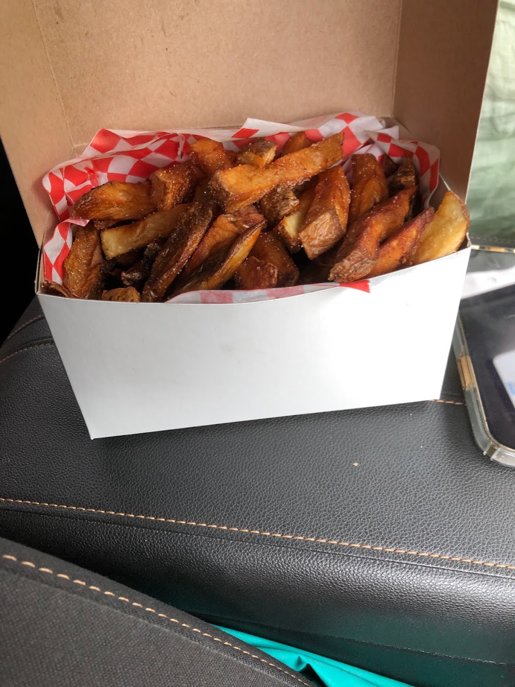 Big Daves | 9550 Baldwin St N, Whitby, ON L0B 1C0, Canada | Phone: (905) 655-4444