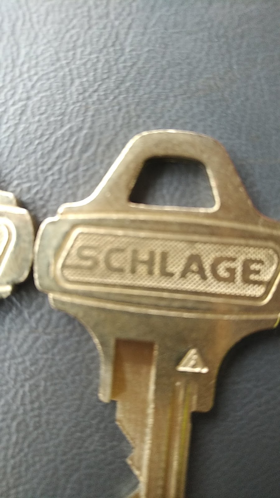Provincial Locksmith Inc. | 572 Dundas St, London, ON N6B 1W8, Canada | Phone: (519) 667-4916