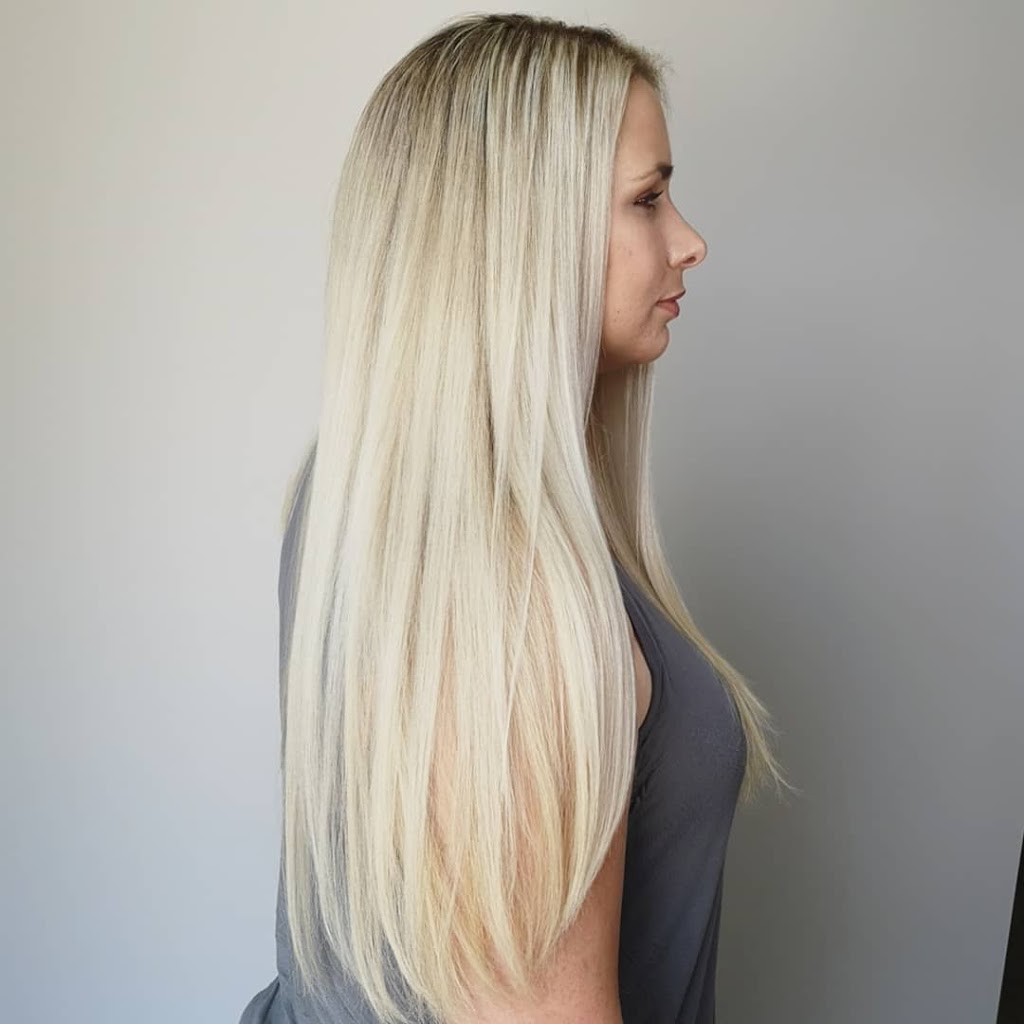 Hair Studio Midland | 727 William St, Midland, ON L4R 4Y5, Canada | Phone: (705) 956-0956